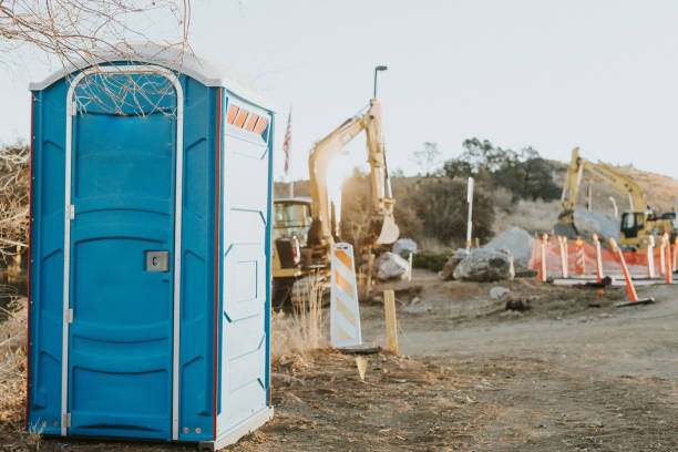 Best Affordable porta potty rental  in Pella, IA