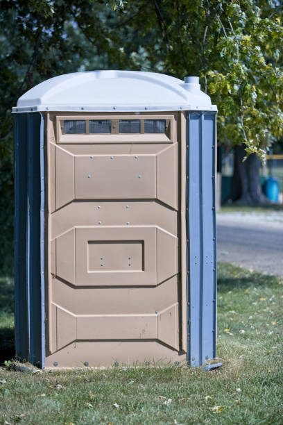 Best Portable restroom trailer rental  in Pella, IA